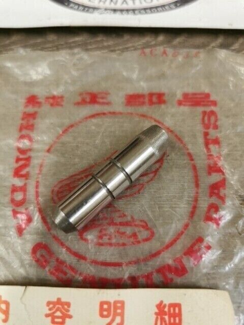 NOS HONDA CA160 CB175 CA175 CB125 CB160 GUIDE IN VALVE 12021-216-000 H79