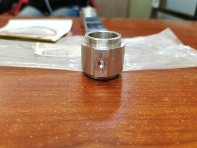 NOS Yamaha YFM700 CONNECTING ROD 1S3-2217F-00-00 Y105