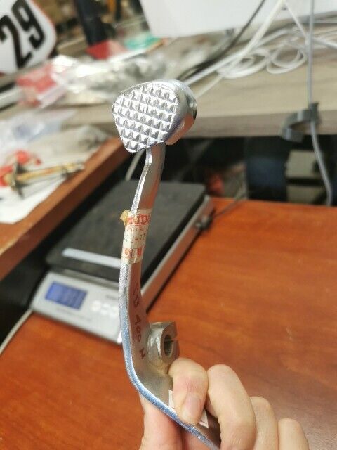 NOS Honda 1979 CM400 A C T GEARSHIFT PEDAL 24700-447-770 H99