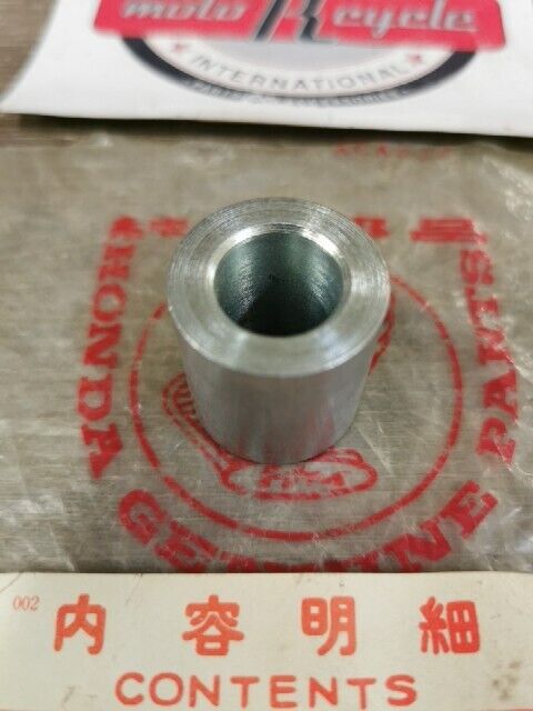 NOS HONDA CB250 COLLAR WHEEL SIDE 44311-286-000 SUB BY 44311-240-000 H79