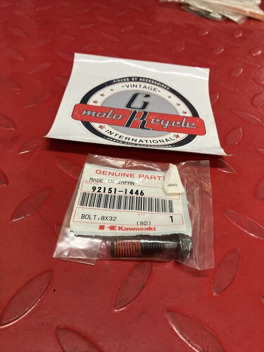 NOS KAWASAKI BOLT 8X32 92151-1446 K14