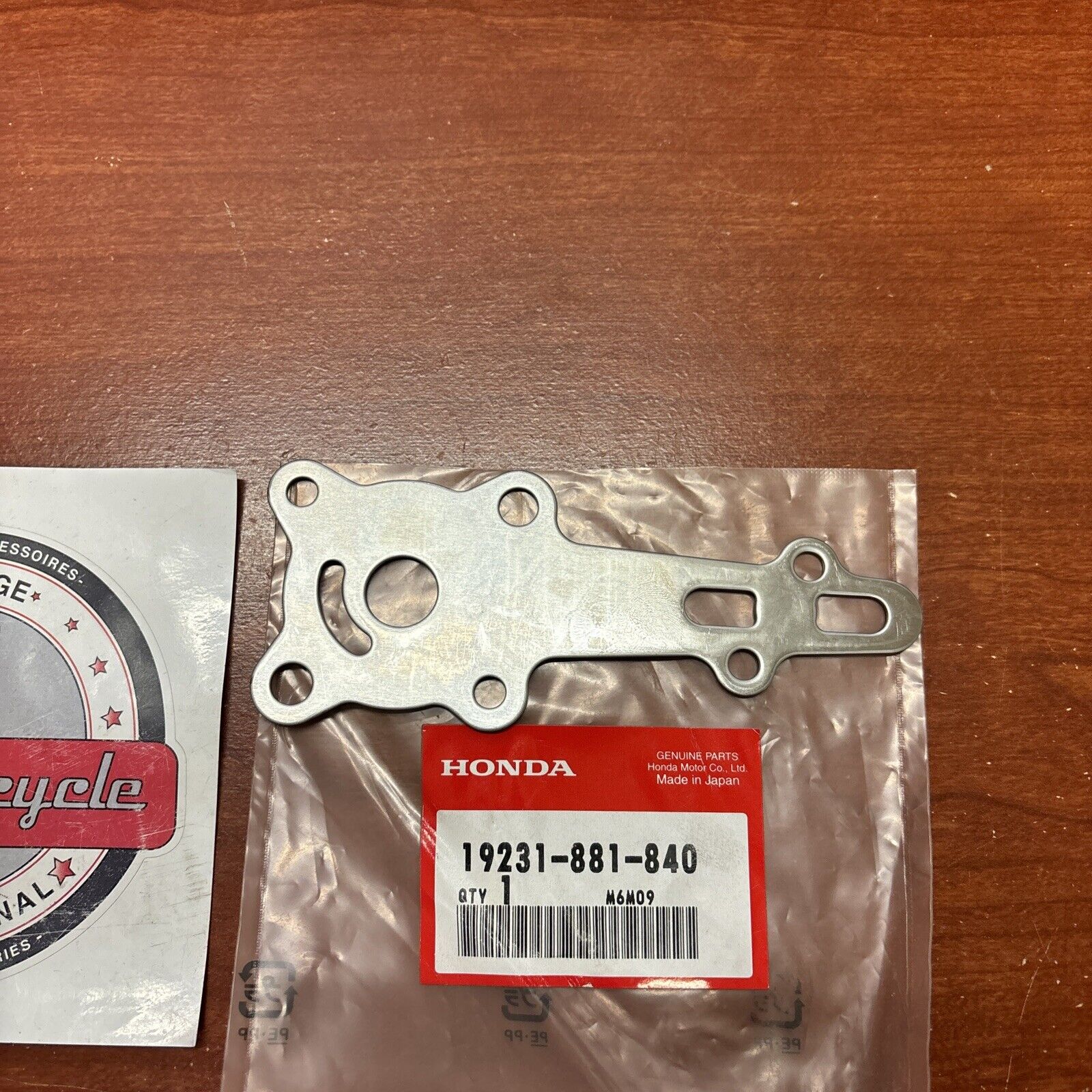 NOS Honda 7.5HP 8HP 10HP 75HP 100HP IMPELLER COVER 19231-881-840 H164