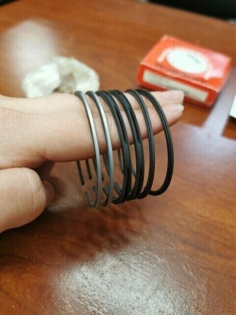 NOS Honda CB72 CL72 PISTON RING SET (OS 0.25) 13020-268-000 H75