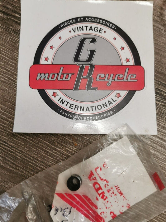 NOS HONDA GL1500 VALVE STEM SEAL 12209-422-005 H59