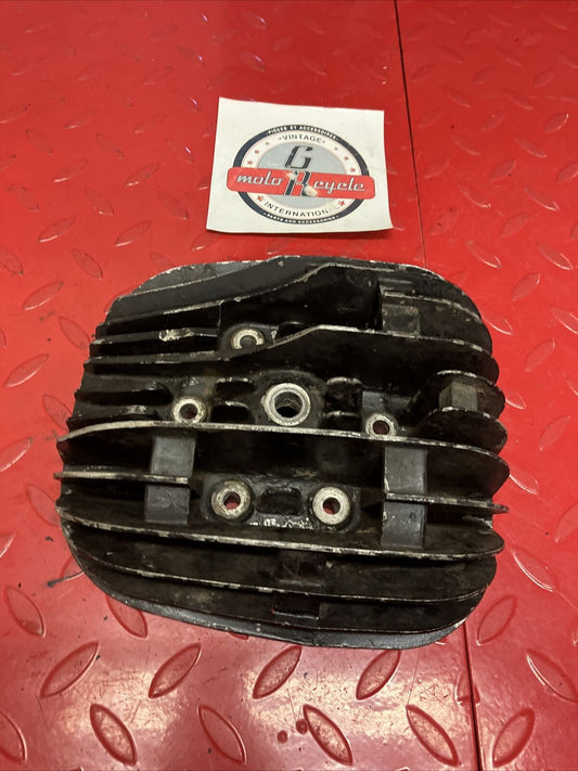 Yamaha DT250 1977 cylinder head jug barrel cover 1978 2