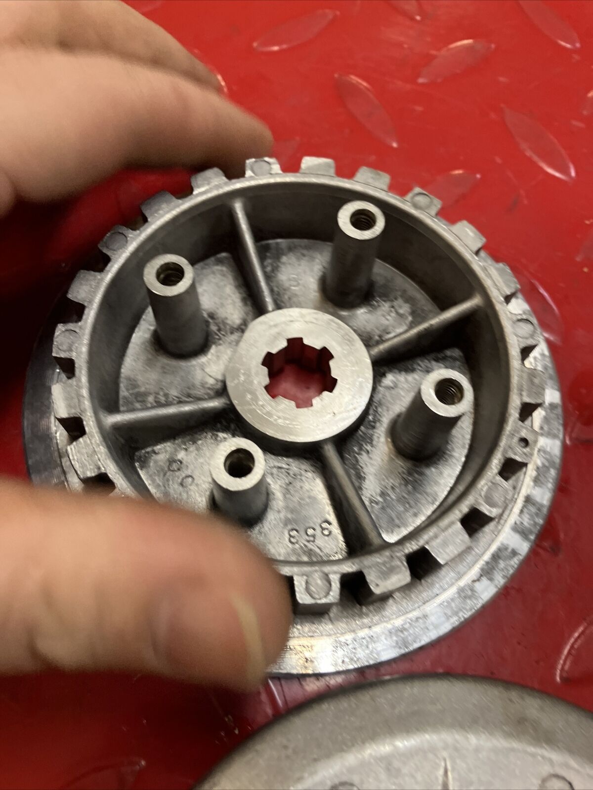 Yamaha DT80 1982 clutch basket hub pressure plate assy GT80 1T0-16150-01-00