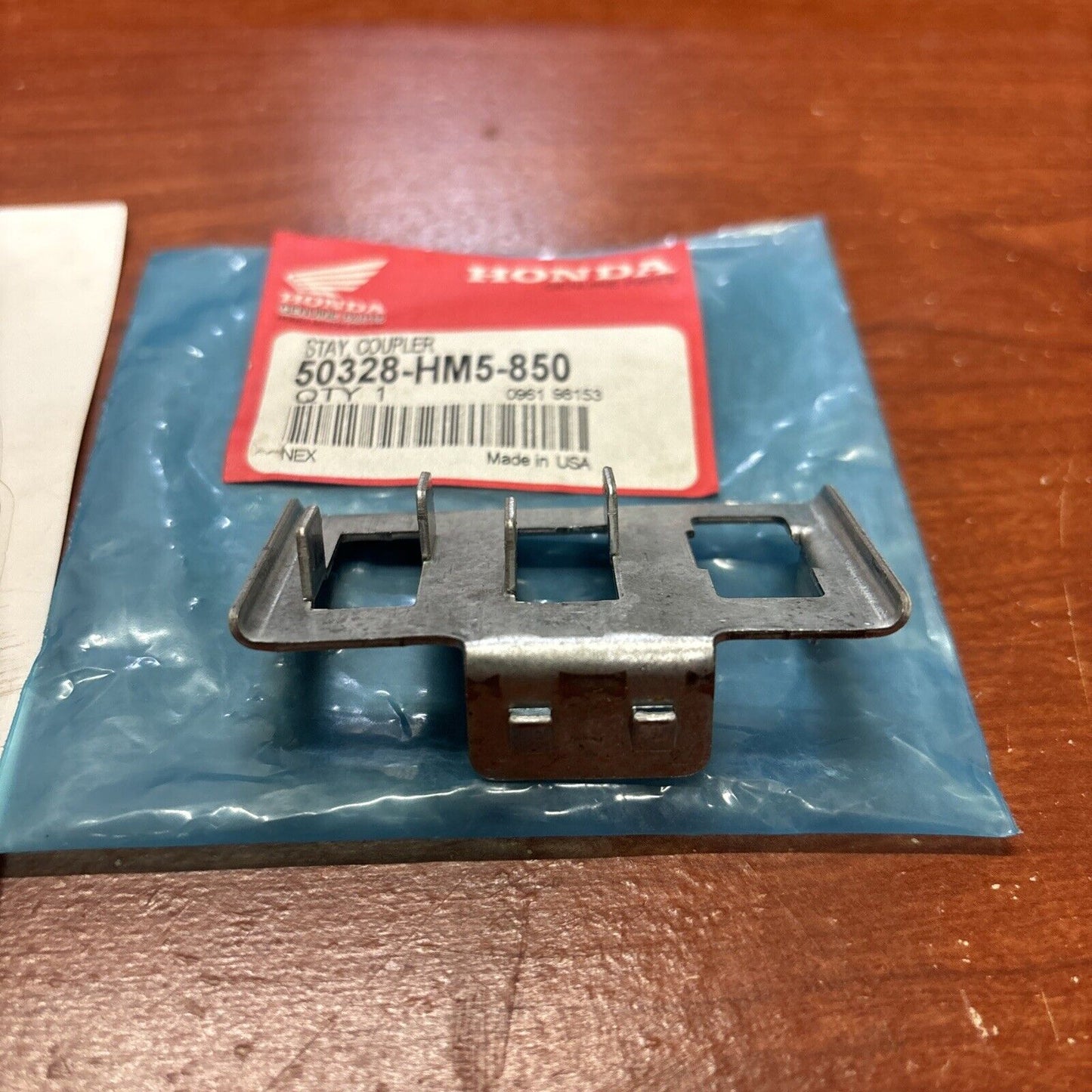 NOS Honda 1996 - 2000 TRX300 TRX300FW COUPLER STAY 50328-HM5-850 H150