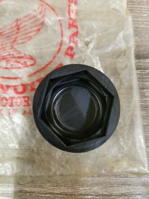 NOS HONDA CX500 1978 CAP LOCK NUT 90303-431-670 H77