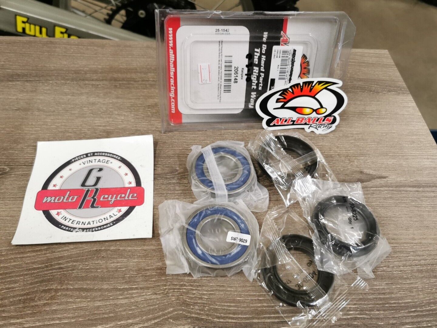 NOS ALL BALLS YAMAHA YXZ1000R RHINO 450 Wheel Bearing and Seal Kit 25-1542 J50