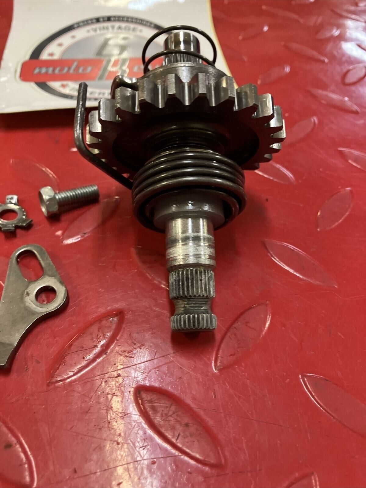 Honda CR80R 1990 kickstarter kick starter spindle shaft gear 28211-GC4-600