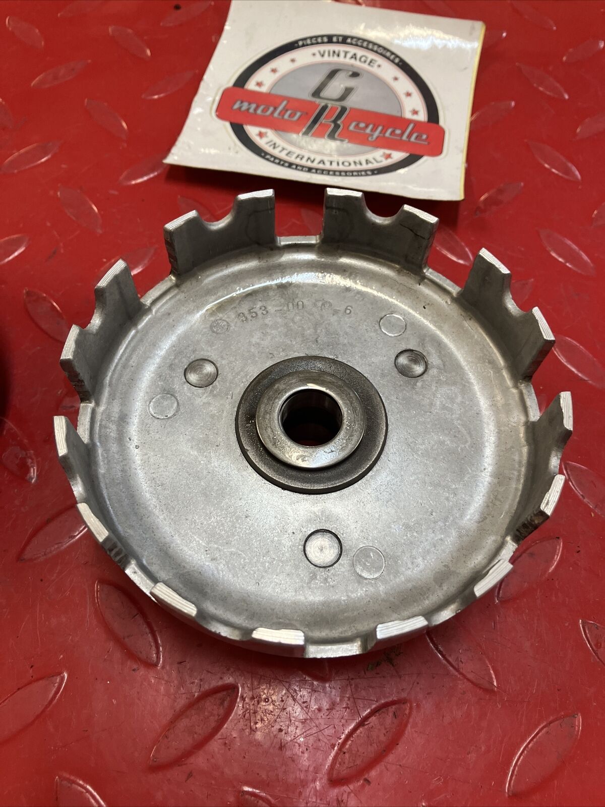 Yamaha DT80 1982 clutch basket hub pressure plate assy GT80 1T0-16150-01-00