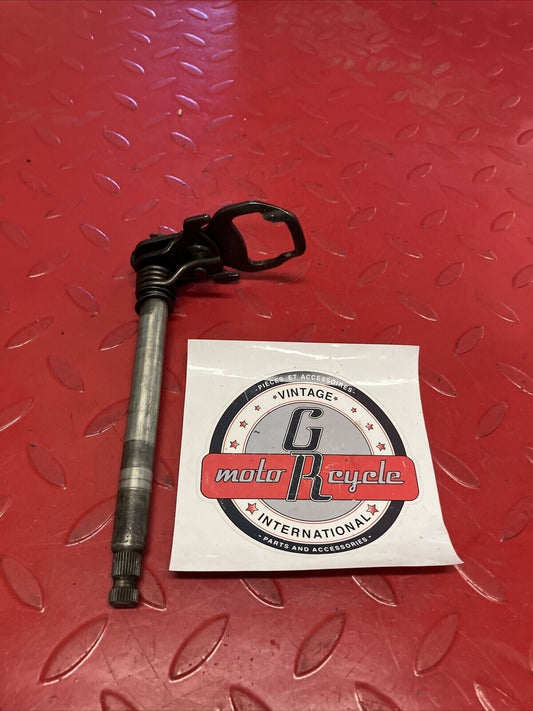 Honda XL200R 1984 transmission gearshift gear shift shaft spindle 1983