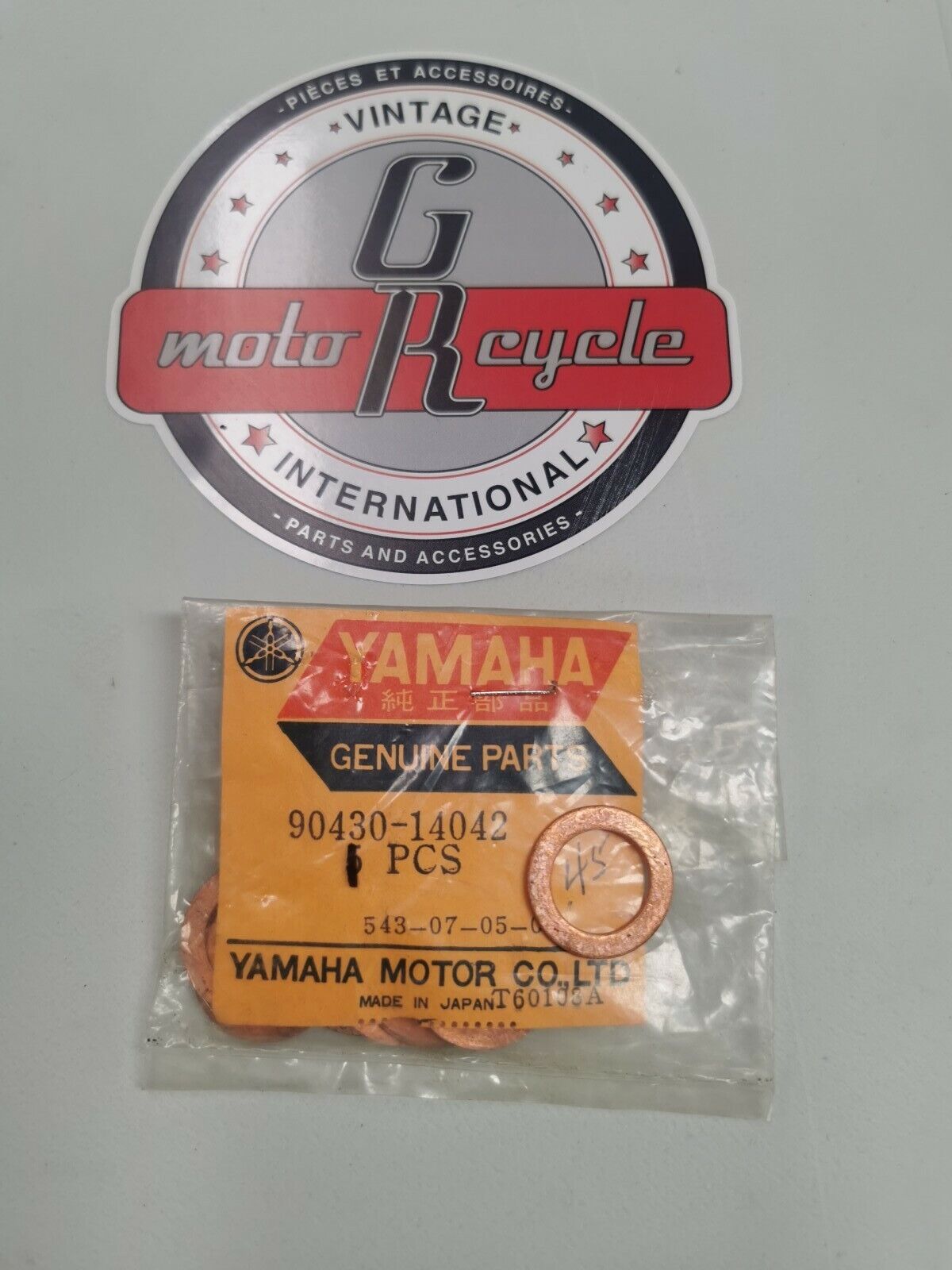 NOS YAMAHA 90430-14042-00 Gasket y1