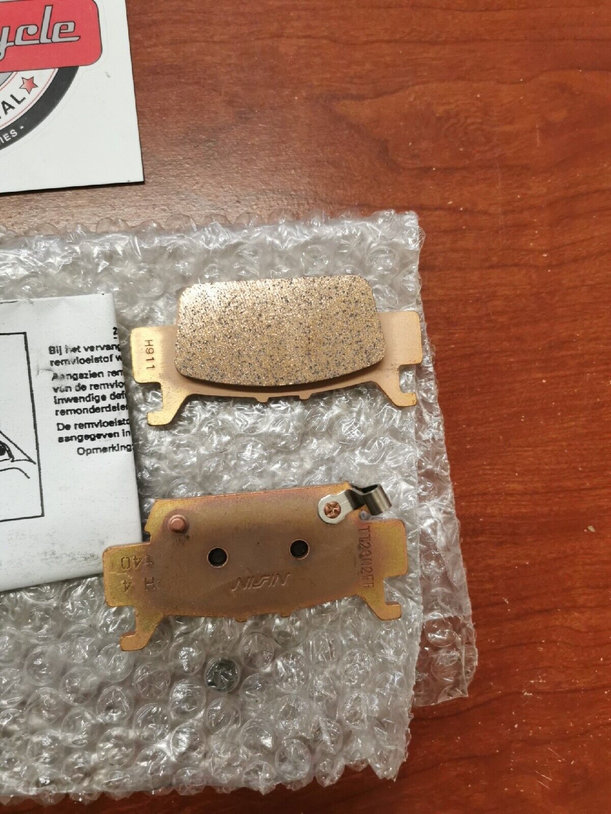 NOS Honda PIONEER 1000 REAR LEFT BRAKE PAD SET 06431-HL4-A01 H35