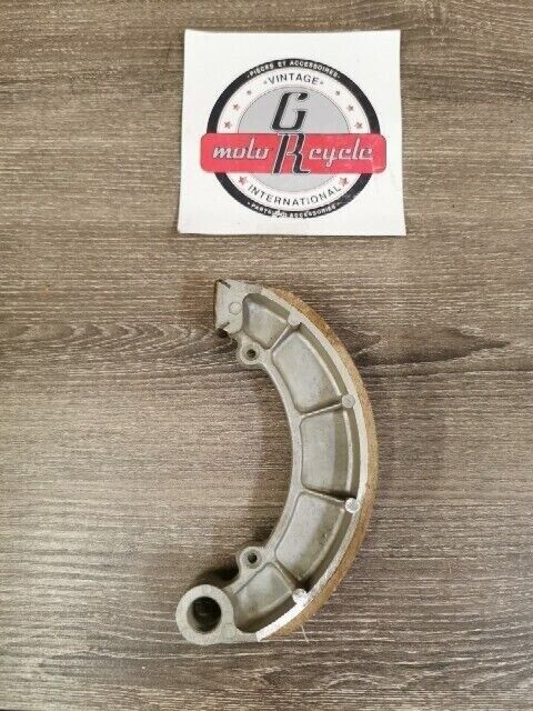 NOS HONDA VESRAH CB125 CB160 1964 CL160 SHOE FRONT BRAKE  45120-216-000 J61