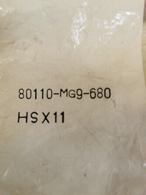 NOS HONDA GOLDWING GL1200A 1985 - 1987 GUARD REAR MUD 80110-MG9-680 H70