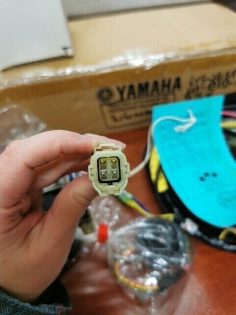 NOS Yamaha LEAD WIRE & DIGITAL TACHO 6YR-W0035-82 6Y5-2818R-32 6H5-83553-12 Y105