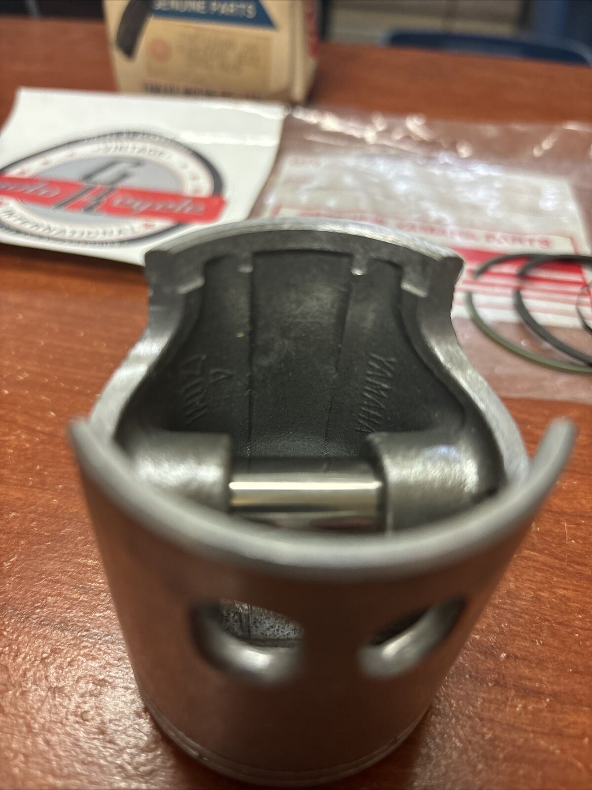 NOS Yamaha PISTON KIT O/S 0.50 NO CIRCLIP 316-11600-20-00 Y175