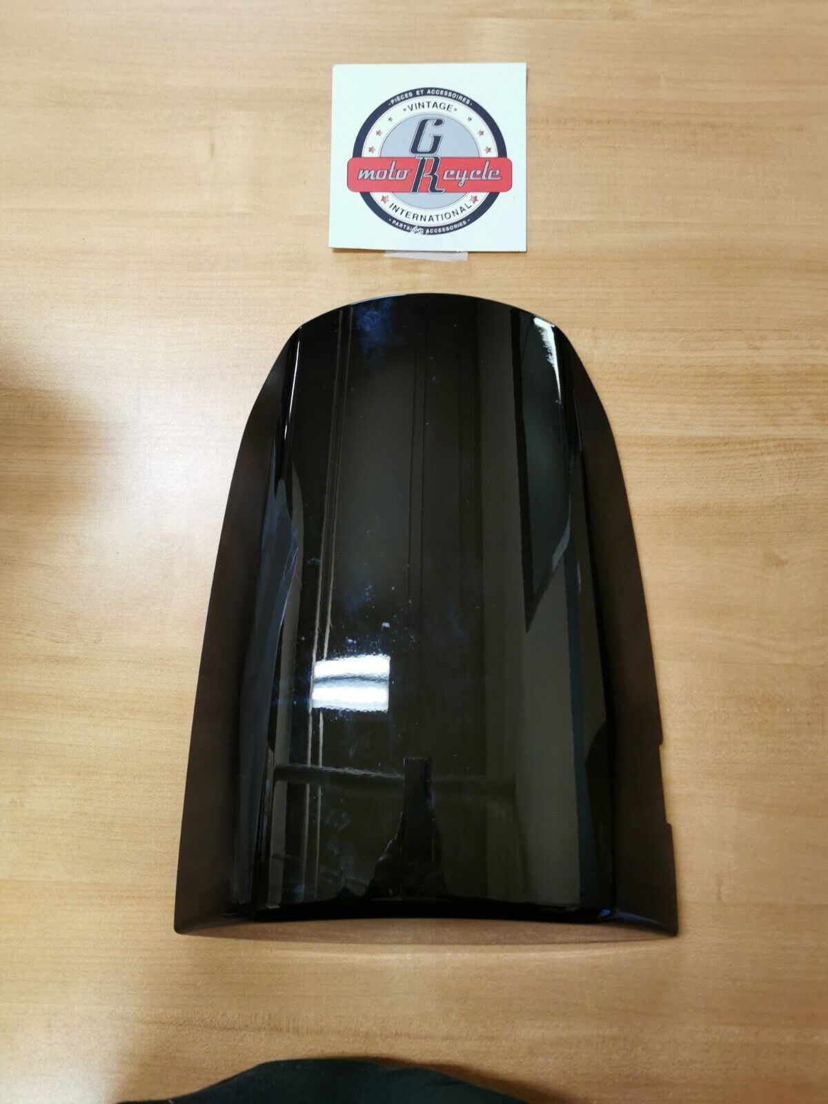 NOS Suzuki 2001 2002 GSX-R1000 SEAT TAIL BLACK 45551-35f0 45550-40F10-019 SB4