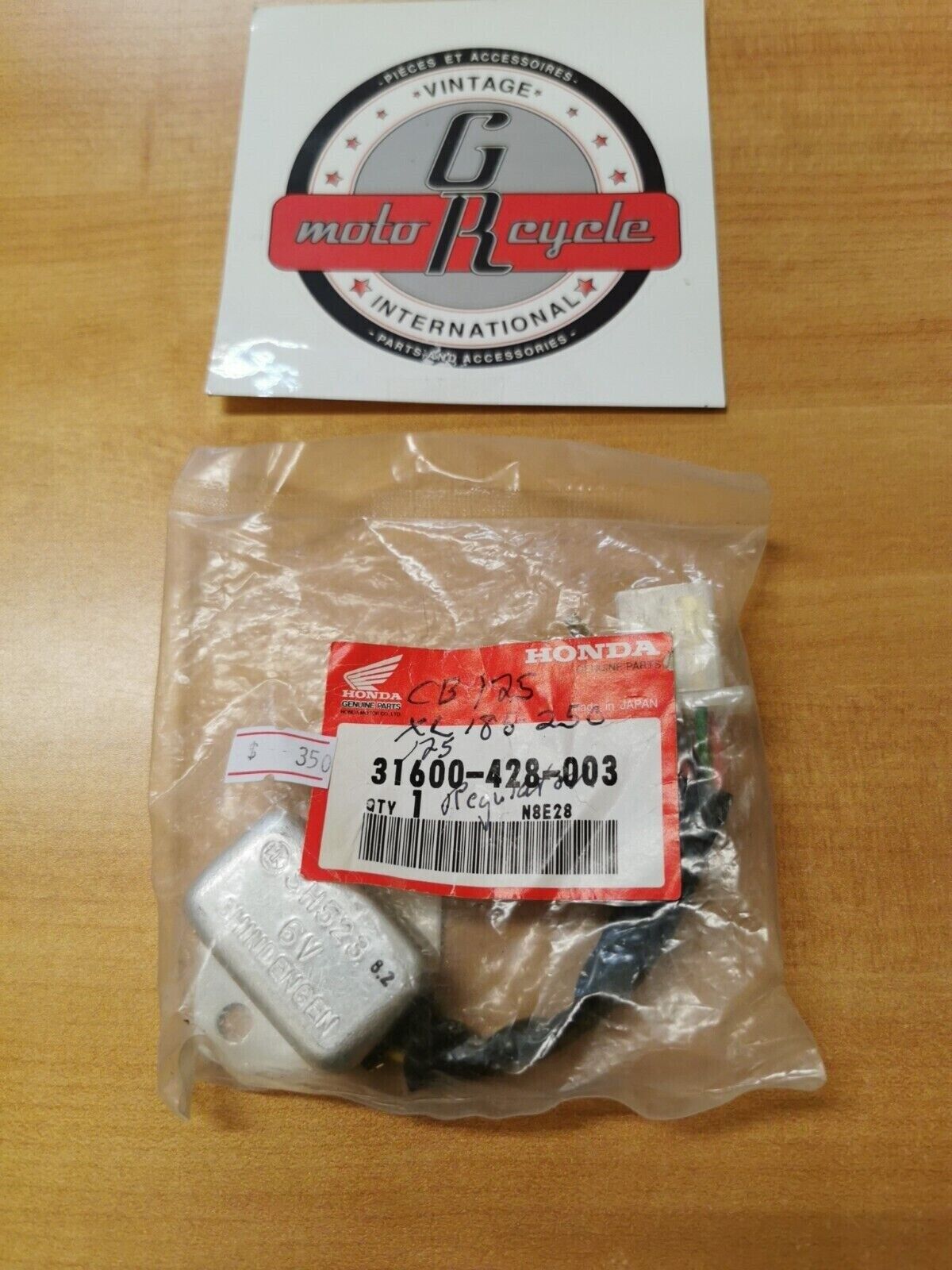 NOS HONDA CB125S XL250S XL125S XL185S 1978 - 1984   REGULATOR 31600-428-003  H29