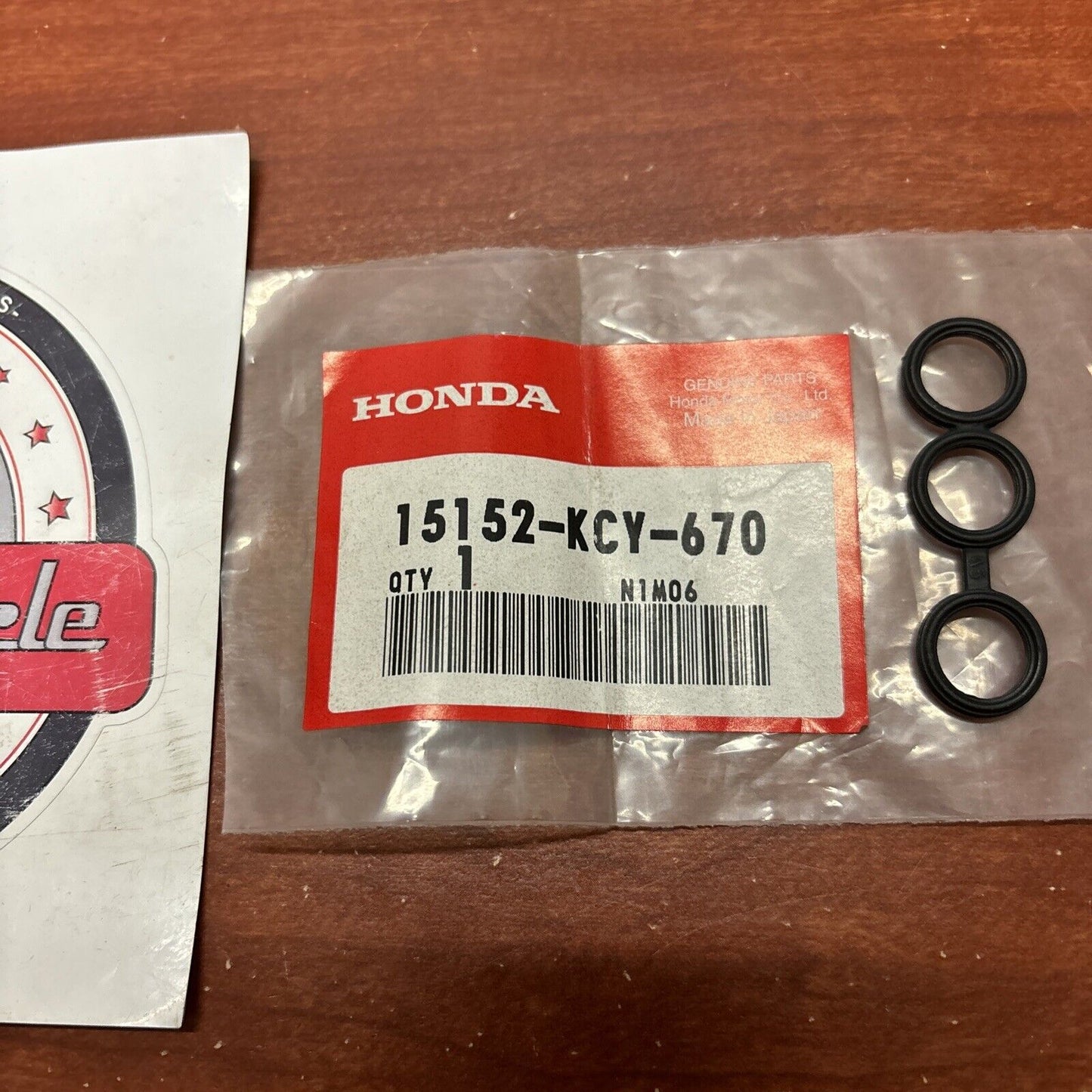 NOS Honda CB400SS TRX400EX XR400 XR400R RUBBER SEAL 15152-KCY-670 H166