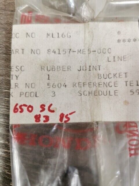 NOS HONDA CB650SC CB600E 1983 - 1985 Rubber Joint 84157-ME5-000 H95