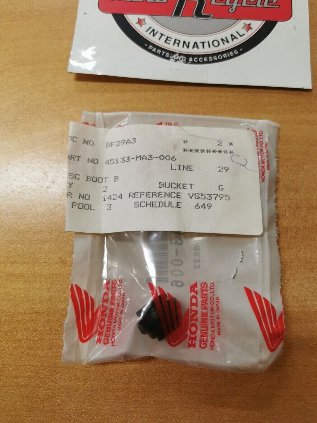 NOS Honda ST1100 CR125 CR250 CR500 XR600 VT600 CBR1100 BOOT B 45133-MA3-006 H27