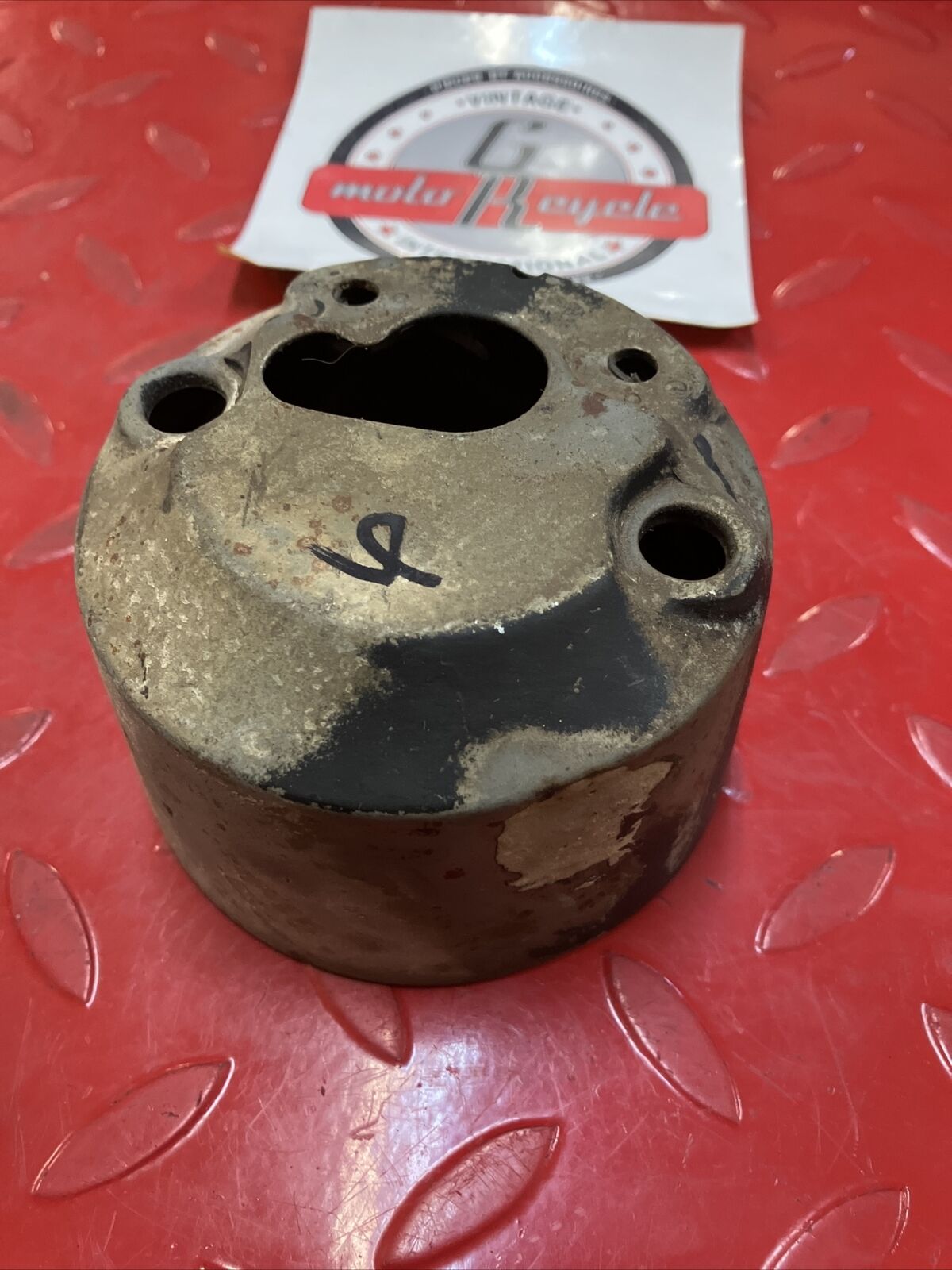 Yamaha RD400 1977 tachometer cover cup 1976 1978 XS360 XS400 2