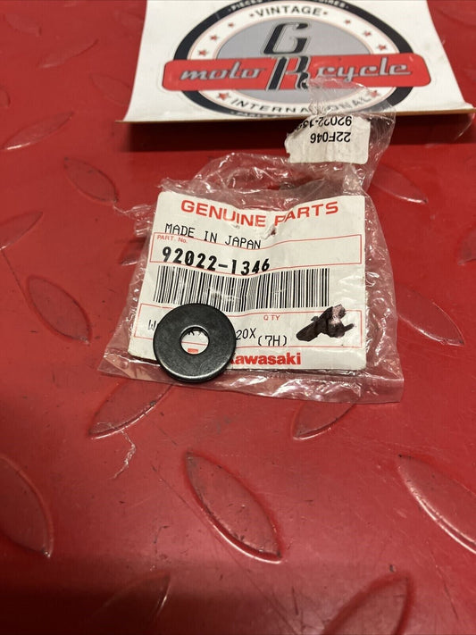NOS KAWASAKI WASHER 6.5X20X1.6 BLACK 92022-1346 K15