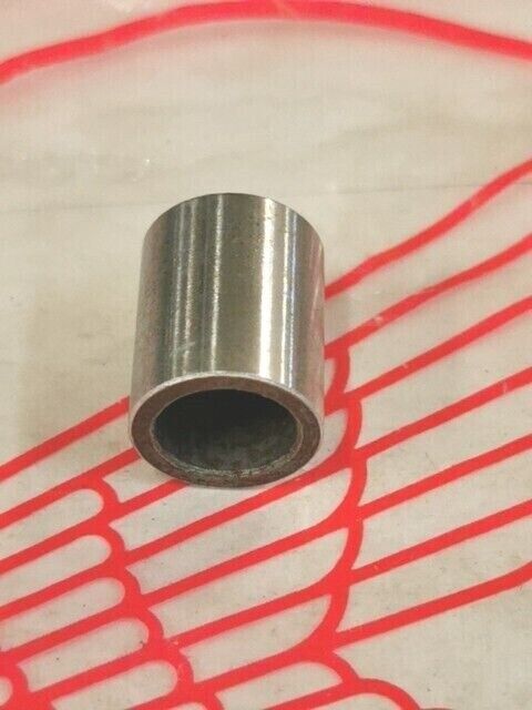 NOS HONDA CR250R 1978 - 1980 COLLAR FRONT STOPPER ARM  43436-430-000 H70