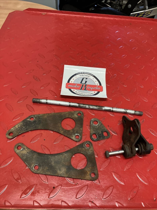 Honda XL175 1975 engine motor mounting plate bracket hanger bolt mount