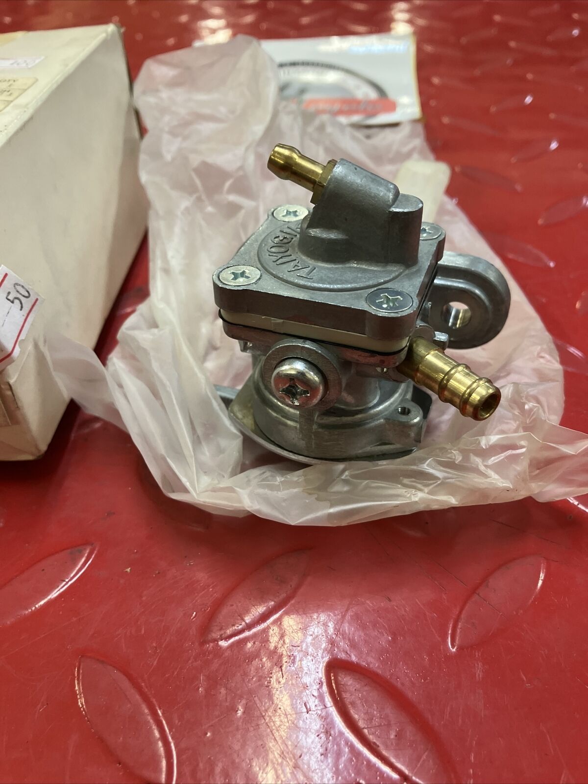 NOS Yamaha XS650 FUEL COCK ASSY PETCOCK 2M0-24510-04-00 Y35