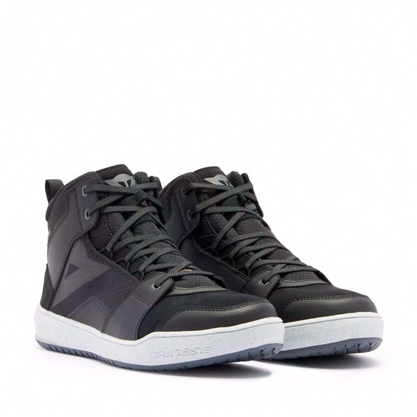 DAINESE SHOE SUBURB D-WP MEN BK/WH/IRON 45 2017700053-21G-45