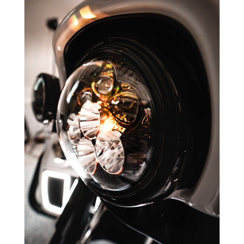CUSTOM DYNAMICS HEADLIGHT SHARK DEAMON 7" LED COLOR CHANGING SD2-7-14