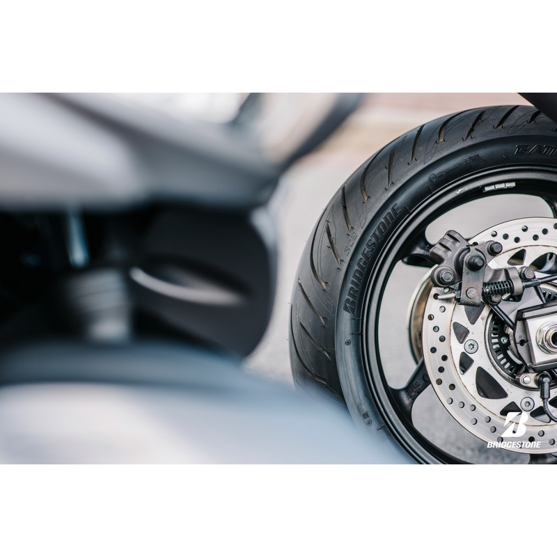 BRIDGESTONE 160/60R14 65H BATTLAX SC2 REAR SCOOTER 8927