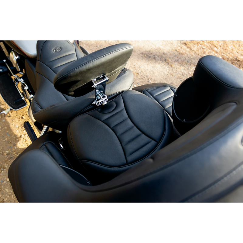 MUSTANG SEAT DELUXE TOURING FLH 79006