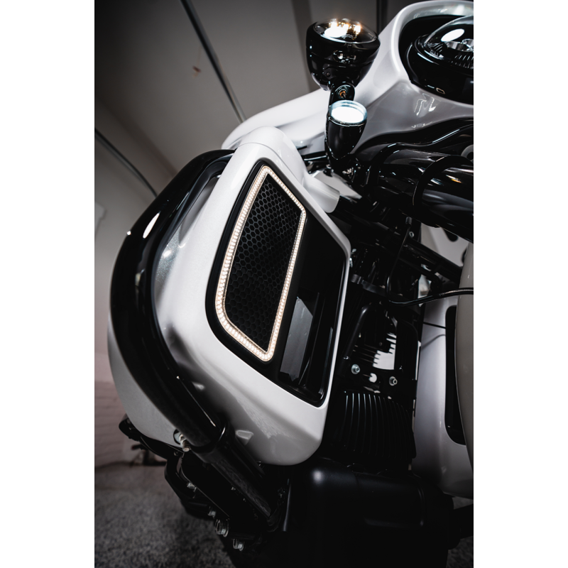CUSTOM DYNAMICS LIGHT FAIRING LWR INSERTS CD-LF-AW-B
