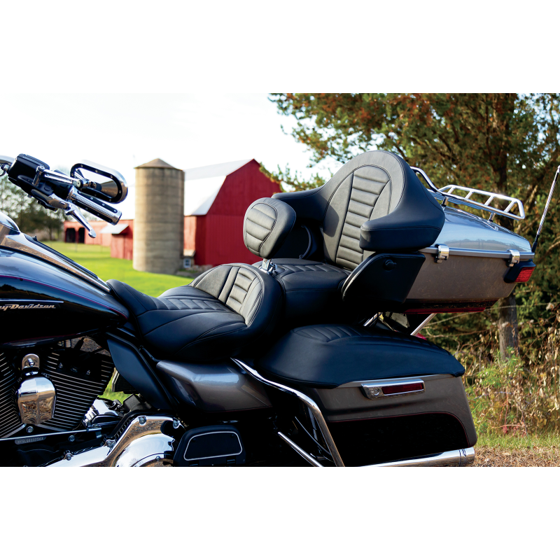 MUSTANG SEAT DELUXE TOURING FLH 79006