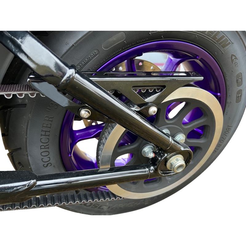 KODLIN DRIVE BELT GUARD M8 SOFTAILS BLACK K47309