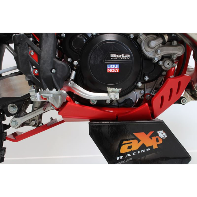 AXP RACING XTR SKIDPLATE 8MM BET 250-RR-300RR RED AX1551