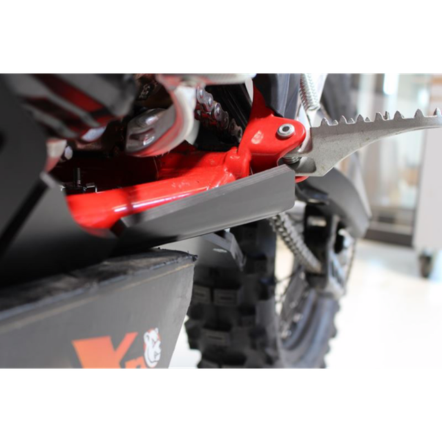 AXP RACING XTR SKIDPLATE 8MM BET 250-RR-300RR AX1550