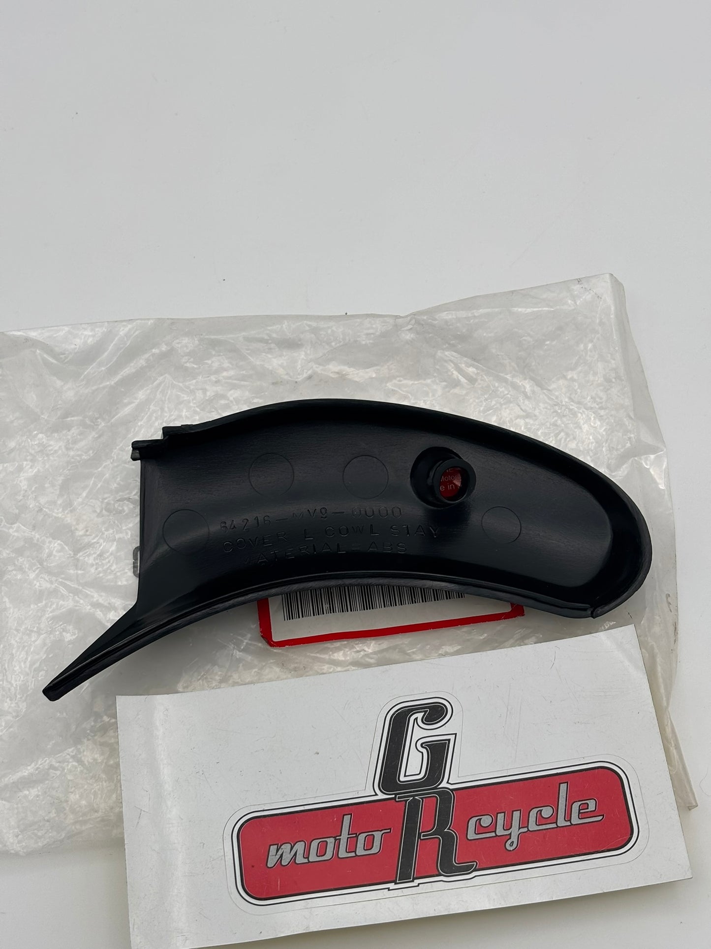 HONDA L. COWL STAY COVER 64216-MV9-000 H177