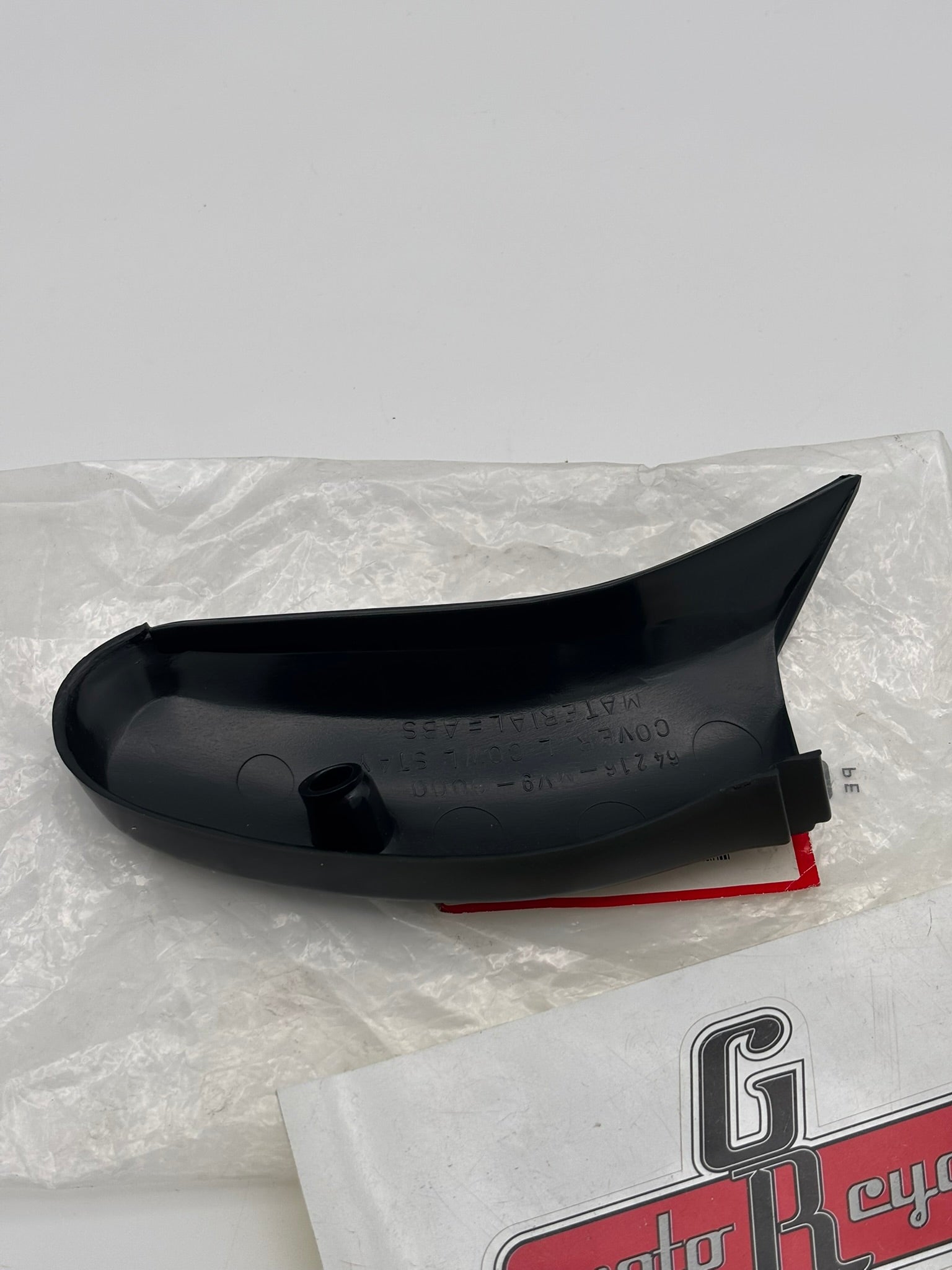 HONDA L. COWL STAY COVER 64216-MV9-000 H177