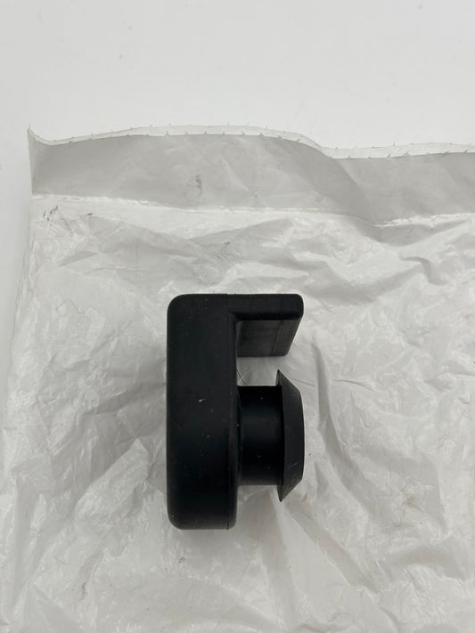 YAMAHA GROMMET 8JP-E5375-00-00 Y200