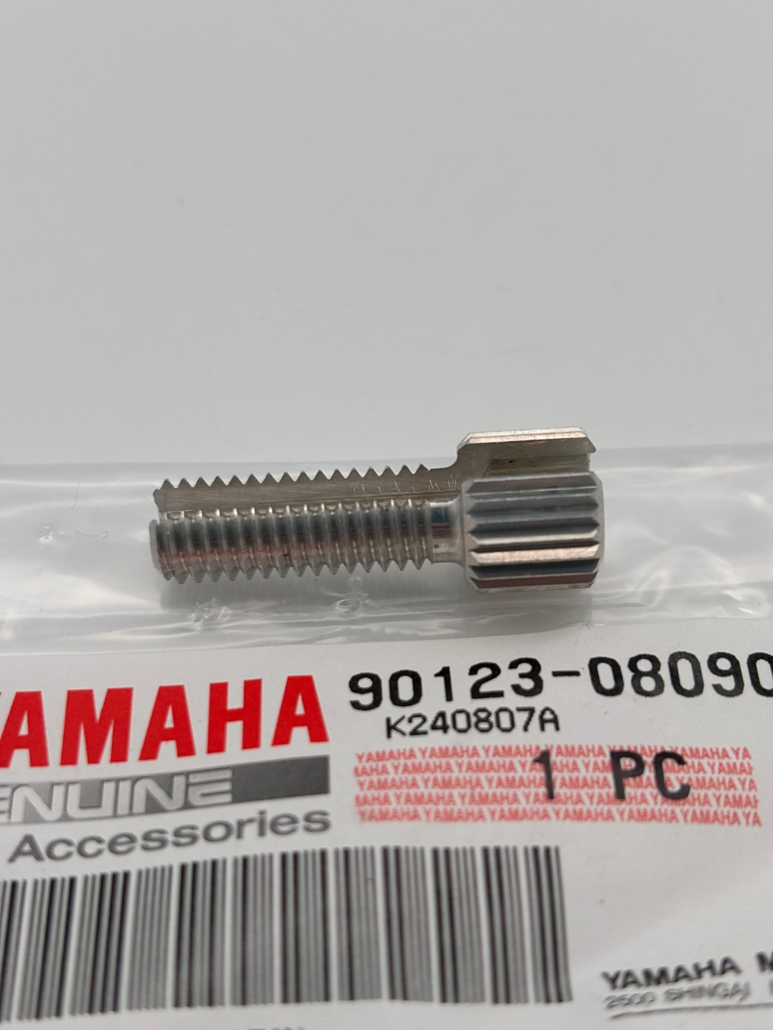 YAMAHA BOLT 90123-08090-00 Y107