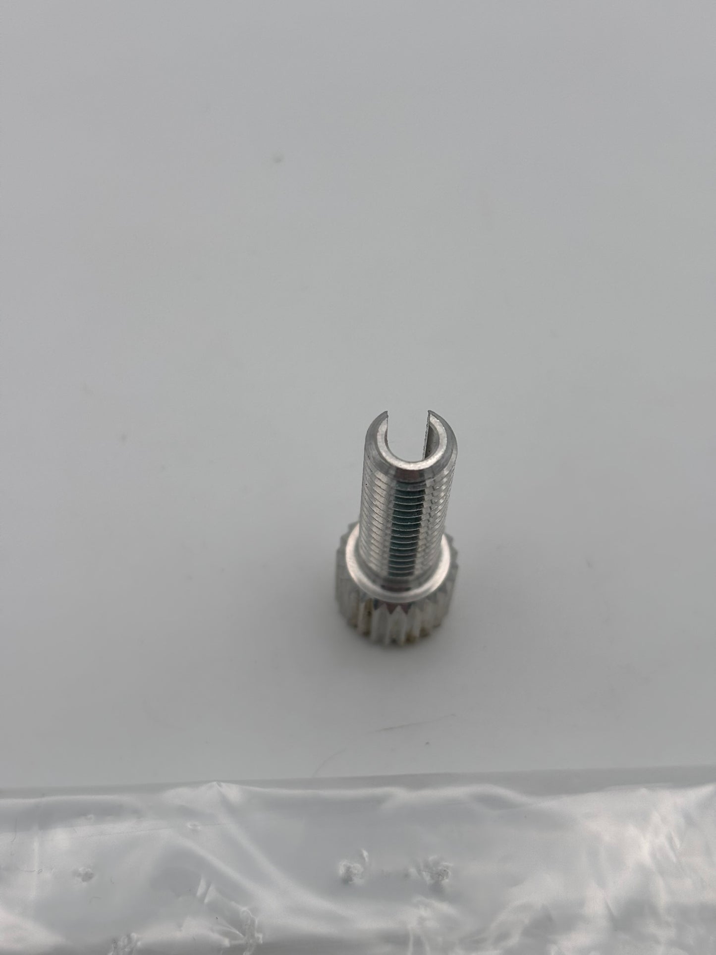 YAMAHA BOLT 90123-08090-00 Y107