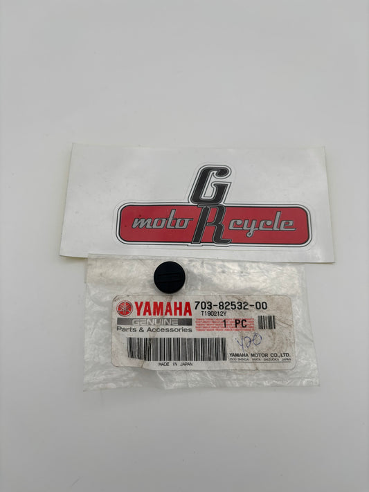 YAMAHA CAP 703-82532-00-00 Y203