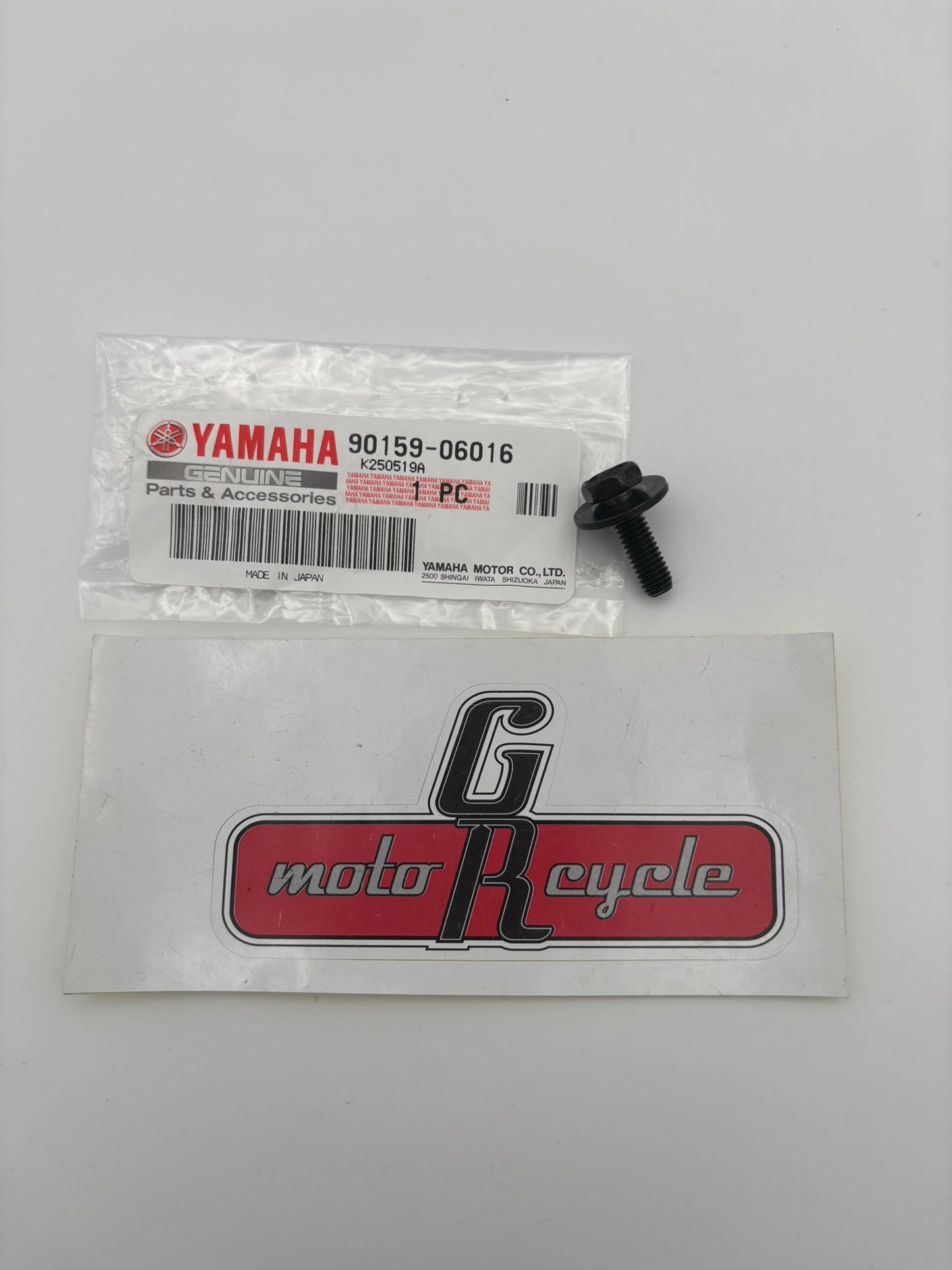 YAMAHA SCREW WITH WASHER (1W4) 90159-06016-00 Y218