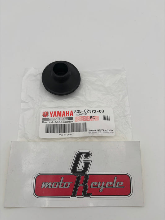 YAMAHA PLUG CAP SEAL 8G5-82372-00-00 Y99