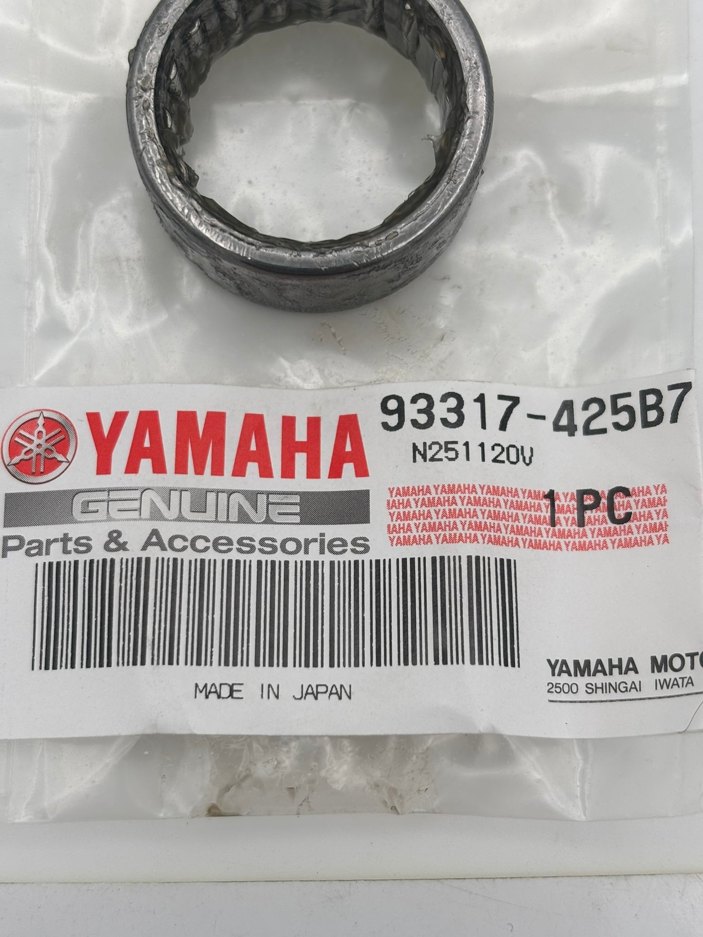YAMAHA BEARING (SUB 93315-42536-00 ) 93317-425B7-00 Y208